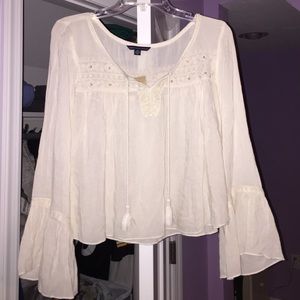 White flowy American Eagle shirt/blouse