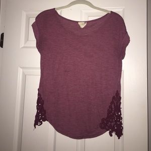 Maroon, flowy t-shirt