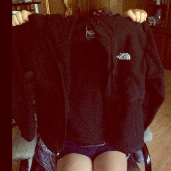 fleece Northface with hood