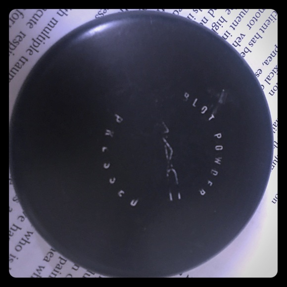 Mac Blot Pressed Powder
