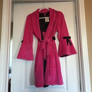 Betsy Johnson Robe