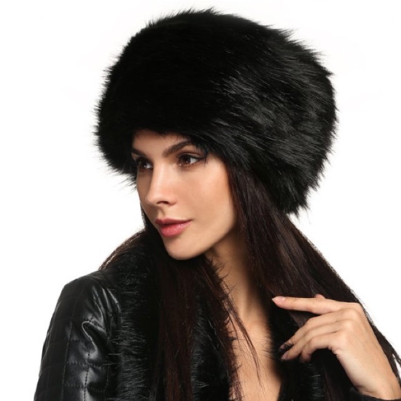 Russian Style Fur 🎩 Hat  - Ski 🐰 look! - Picture 2 of 4