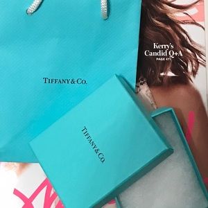 For Royal diamonds |  Tiffany boxes