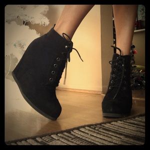 Black ankle platform booties