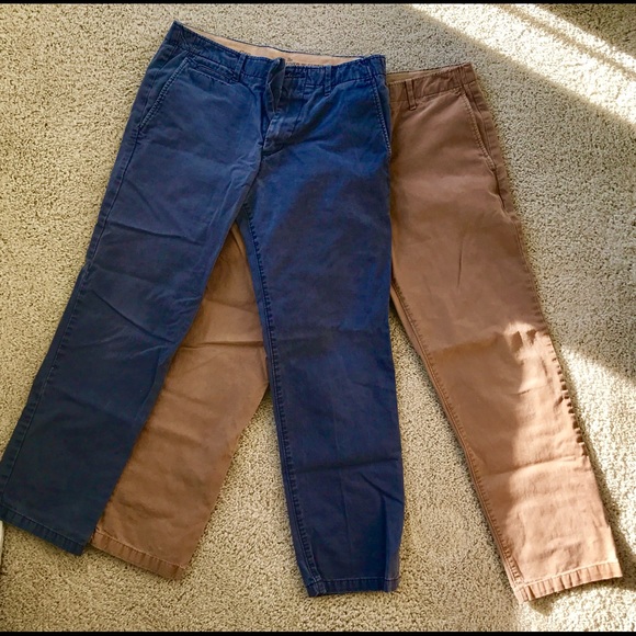 Two pair of Gap Lived in Straight Khakis - Picture 1 of 4