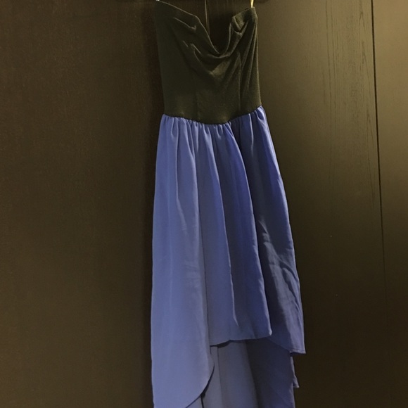 High-Low dress - Picture 2 of 2