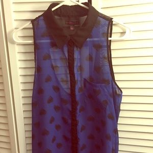 Button down blouse peekaboo back