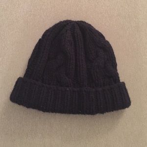 Club Monaco 100% men's cashmere skull cap in navy
