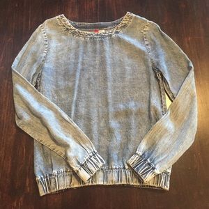 H&M size 4 denim crew neck shirt