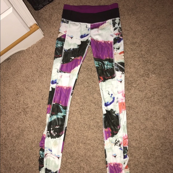 Pigment Wave Ankle Length Lululemon Leggings