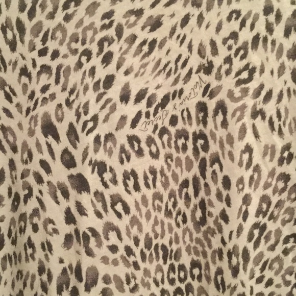 🎀NWOT VS Leopard Print Sleep Shirt🎀 - Picture 2 of 3