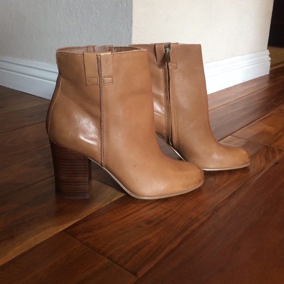 Sam Edelman tan leather booties