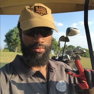 Meet your Posher, Adam