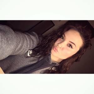 Meet your Posher, Mackenzie