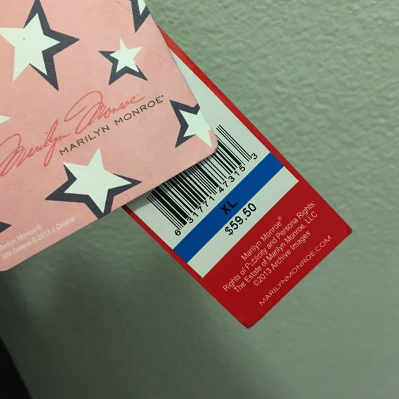 Dress - Picture 4 of 4