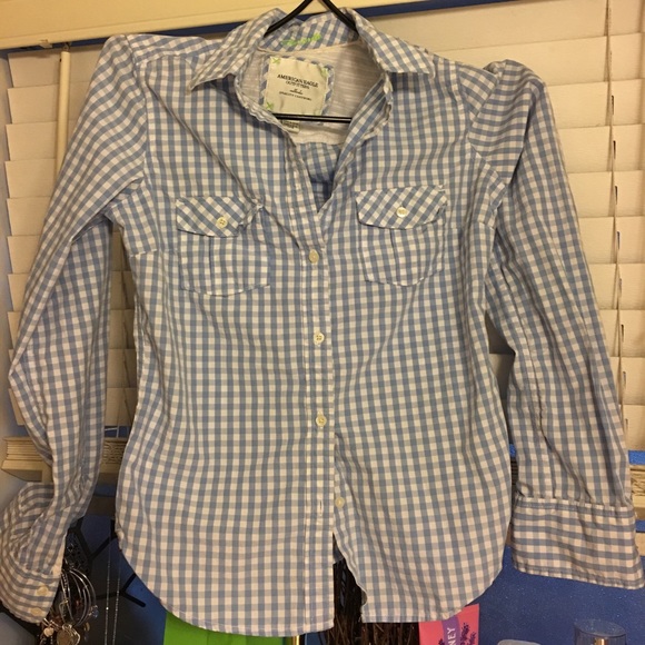 American Eagle button down
