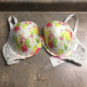 Body By Victoria Bra!!  💞💞