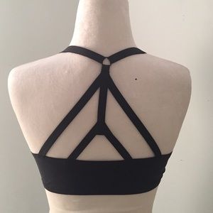 NEW W/TAGS Victoria Secret strappy push up bra