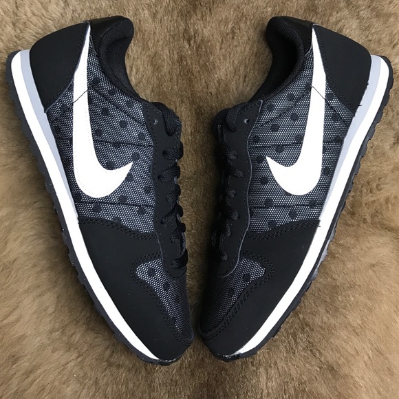 NWT Nike polka dot black - Picture 3 of 4