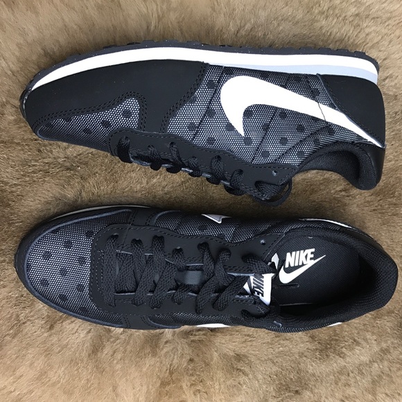 NWT Nike polka dot black - Picture 4 of 4