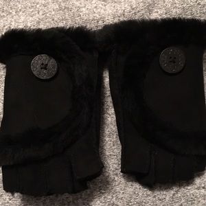 Ugg fingerless black gloves size large