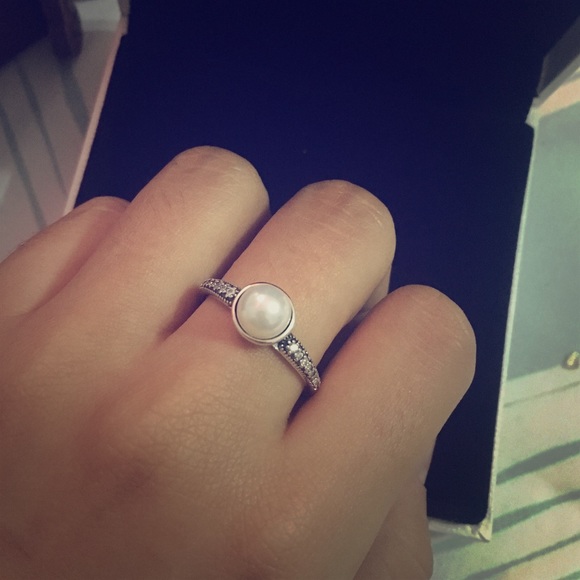 Preowned pandora ring