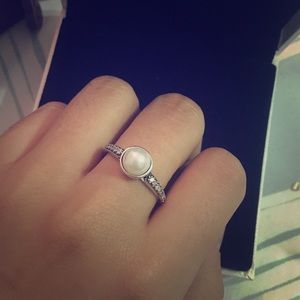 Preowned pandora ring
