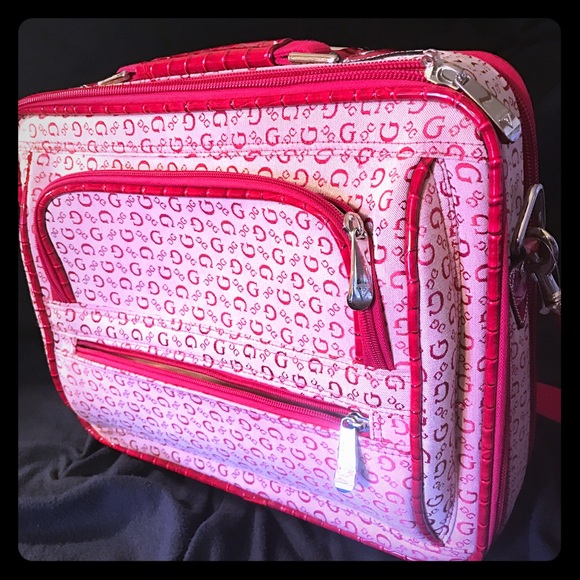 Price Dropped! Guess computer bag