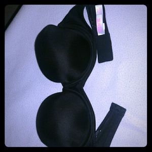 Black strapless Victoria secret bra