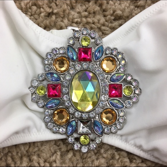 SOLD!!!✨VS Bandeau Style Bikini Top✨ - Picture 2 of 3