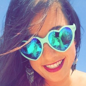 Meet your Posher, Candice