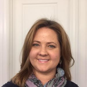 Meet your Posher, Lora