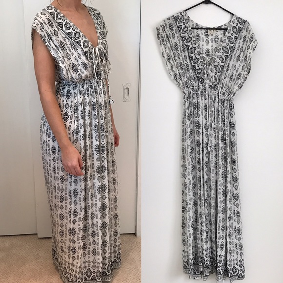 🌼Black and White Dress