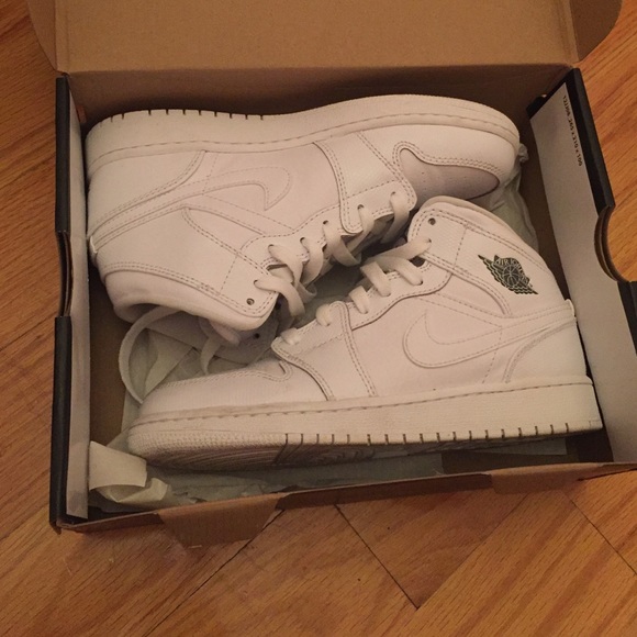 air jordan 1 mid bg white