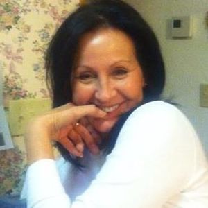 Meet your Posher, Sharon