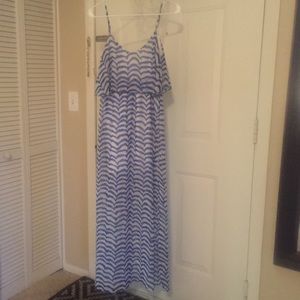Gianni Bini xs blue and white maxi dress