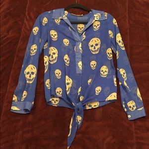 💀Bright Blue, Skull Patterned Long-Sleeve💀
