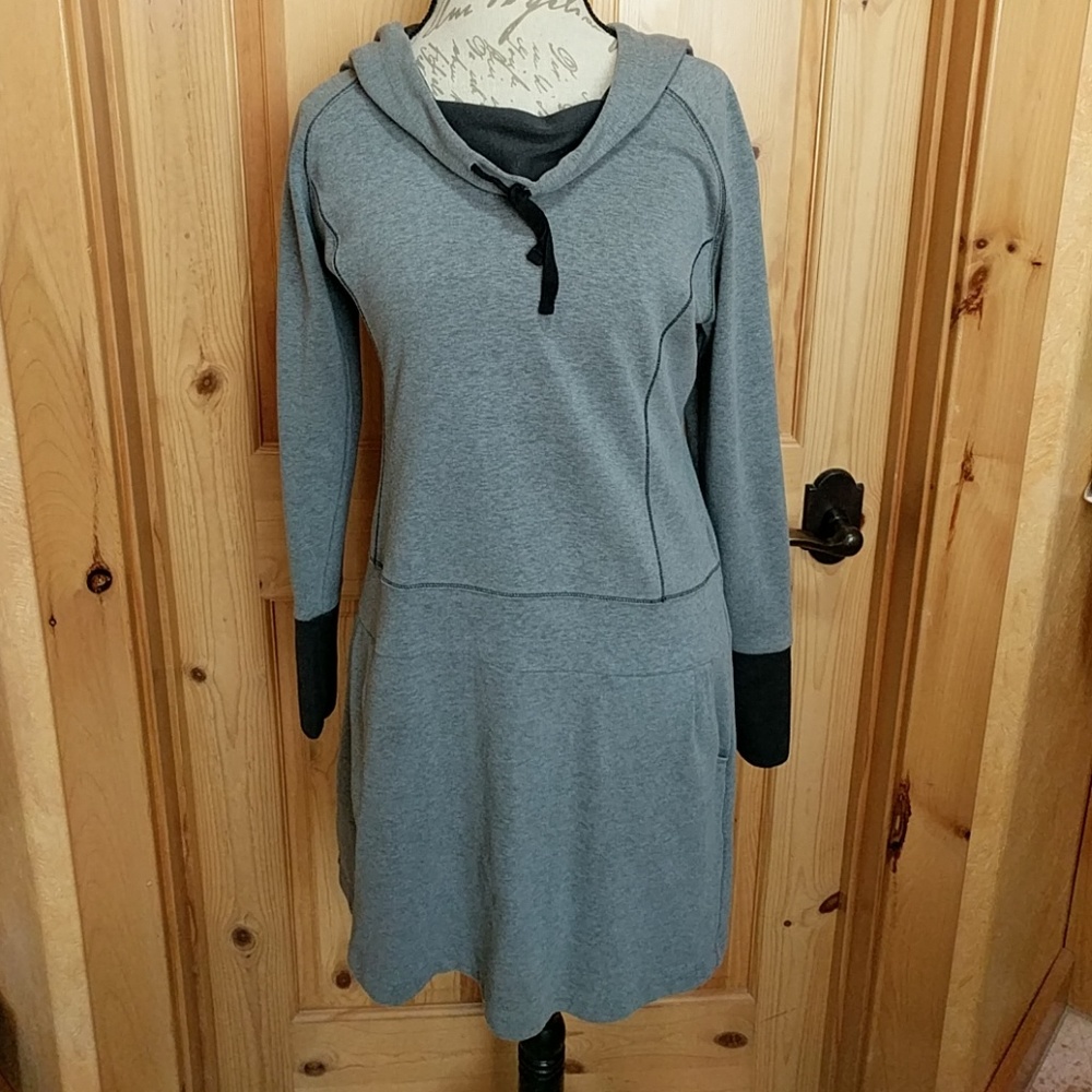 Adorable Columbia dress