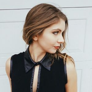 ❤HP❤Calvin Klein Shapeless Faux-Leather Trim Dress