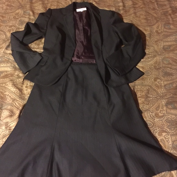 Calvin Klein skirt suit