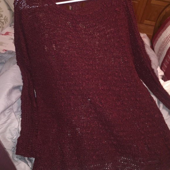 NASTY GAL OVER SIZED KNIT DISTRESSED SWEATER