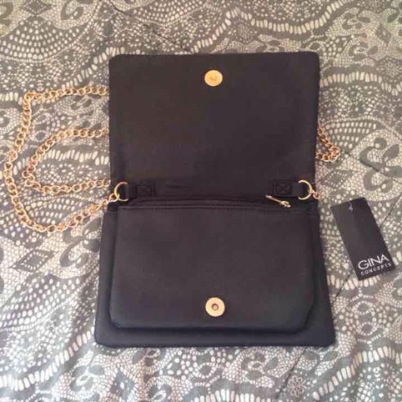 NWT black cross body purse - Picture 2 of 4