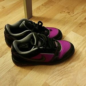 Nike women's low dunks