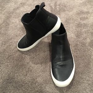 Fake leather slip on sneakers size 8