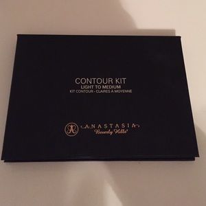 Anastasia contour kit
