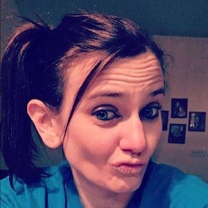 Meet your Posher, Dana