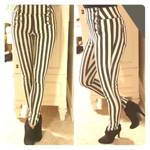 Forever 21 High Waisted B&W Stripe Pants.