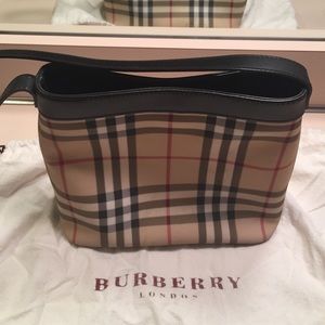 Burberry Nova Check purse