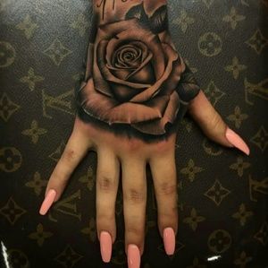 Meet your Posher, Stephanie