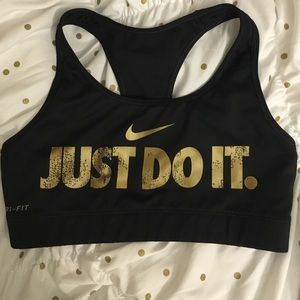 Nike Pro Sports Bra